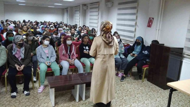 Kilis’te “Gençliğe Değer