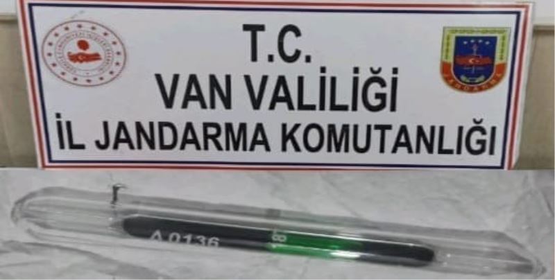 Van’da üzerinde ‘Catalyzed Lıquıd Pure’ yazılı madde ele geçirildi
