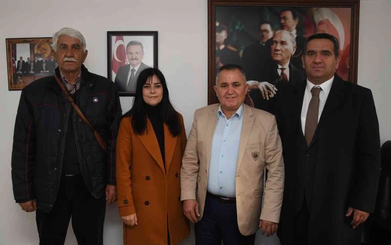 Davutlar ve Güzelçamlı esnafı Kuşadası Belediyesi’nin çalışmalarından memnun
