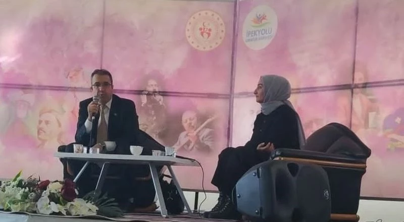 Van’da “Söz Gençlikte” söyleşisi
