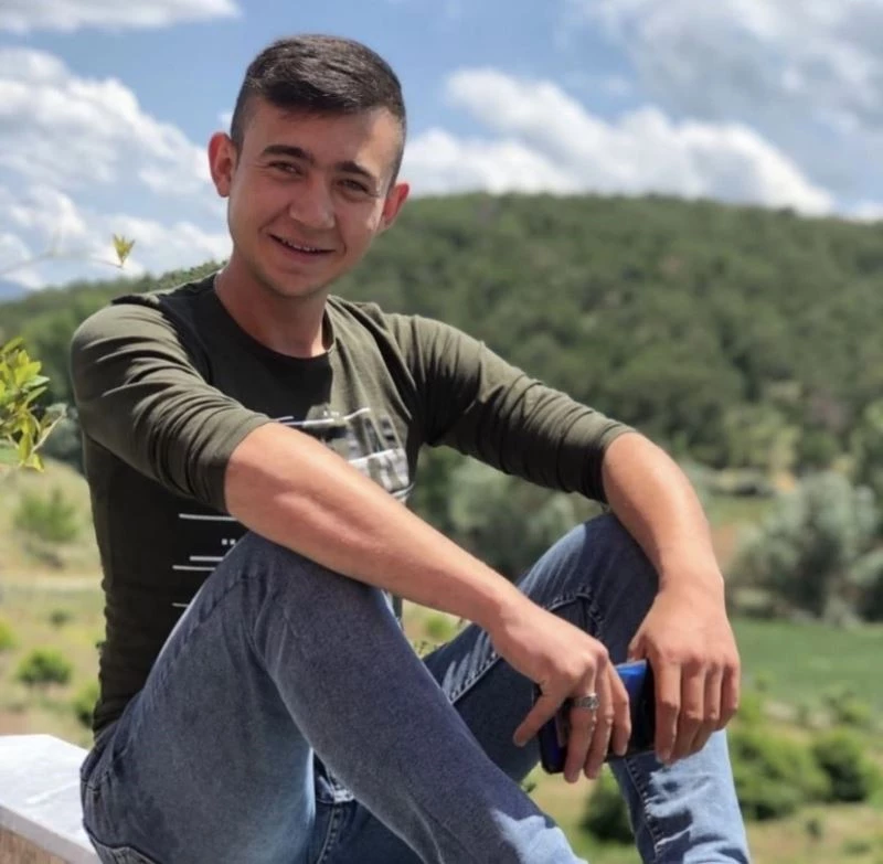 Kazada yaralı kurtulan Afyonkarahisarlı Uzman Çavuş İsmet Can Yıldız da yaşamını yitirdi
