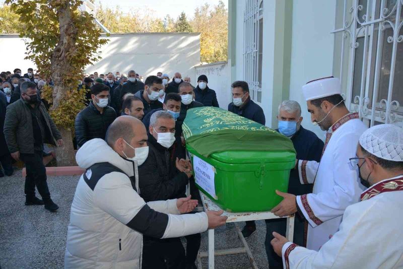 GAHİB Başkanı Ahmet Kaplan’ın annesi vefat etti
