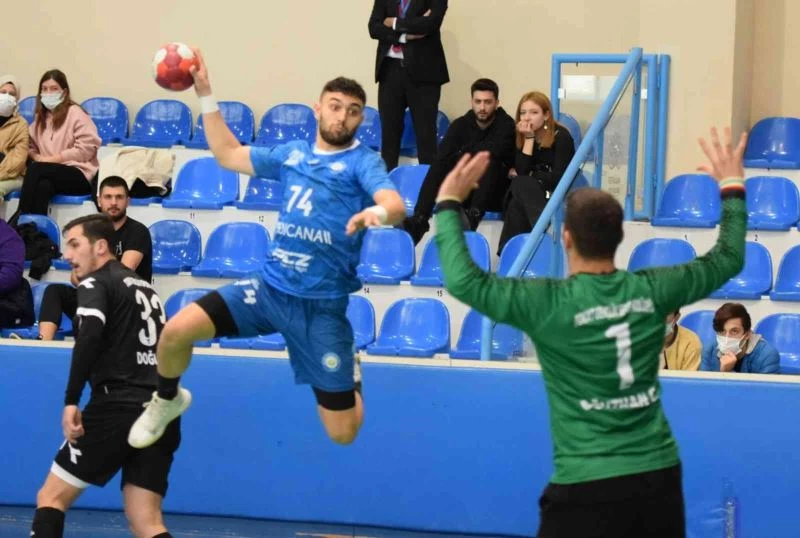 Nilüferli hentbolcular rahat kazandı
