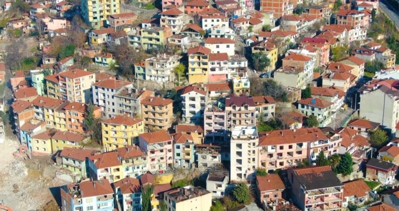 Türkiye rekorunun kırıldığı Cedit, hayalet şehre döndü
