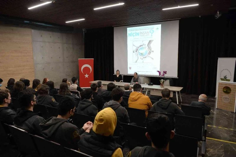 Osmangazi’de ‘Niçin İnsan Hakları Söyleşisi’
