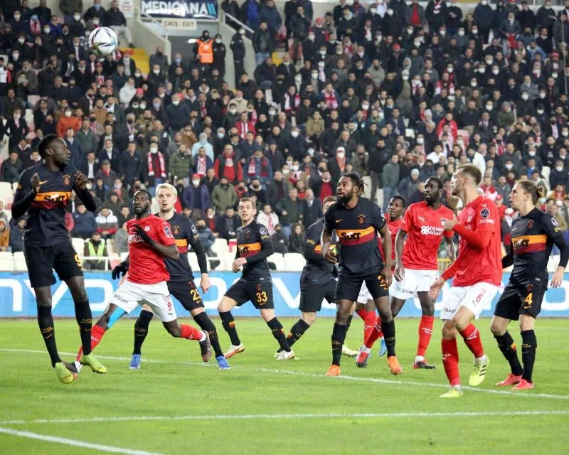 Sivasspor, Galatasaray’ı 935 gün sonra yendi!
