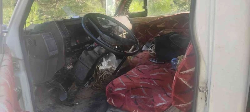 ’Dur’ ihtarına uymayıp kaçan kamyondan uyuşturucu çıktı
