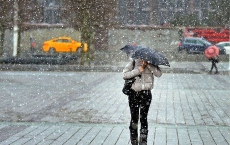Erzincan’da yüksek kesimlerde karla karışık yağmur ve fırtına uyarısı
