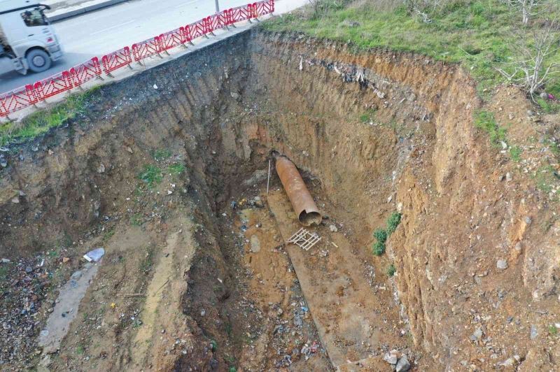 Cebeci Mahallesi’ndeki yağmur suyu kanal çalışması hızla ilerliyor
