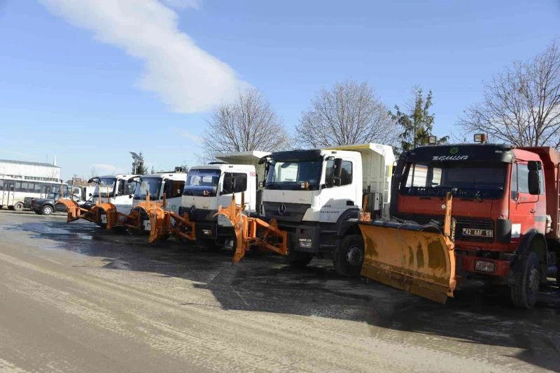 Meram’da kar ve buzlanmaya karşı hazırlıklar tamamlandı
