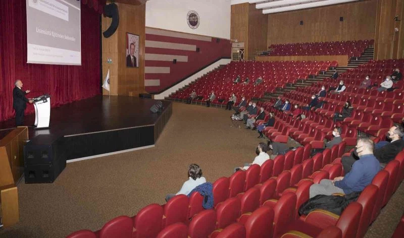 Araştırma Üniversitesi sürecinin ilk toplantısı enstitü müdürleri ile gerçekleştirildi
