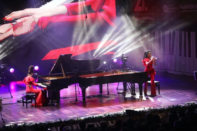 Antalya’da ‘Queenz Of Piano’ rüzgarı

