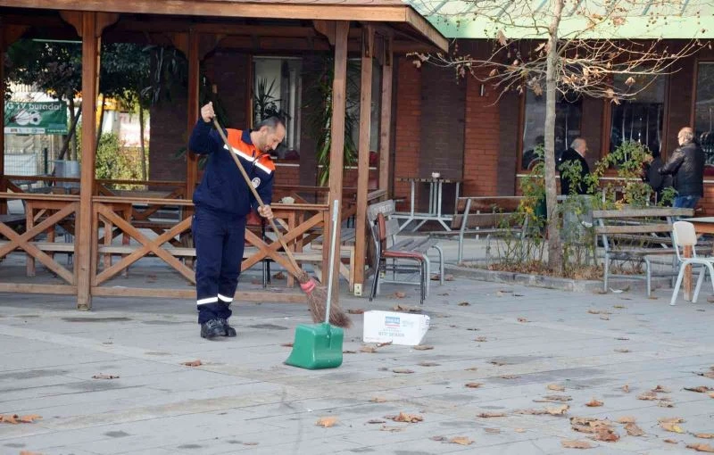 Önce gönül ilişkisi yaşadığı kadının boğazını kestiği, sonra da canına kıydığı ortaya çıktı
