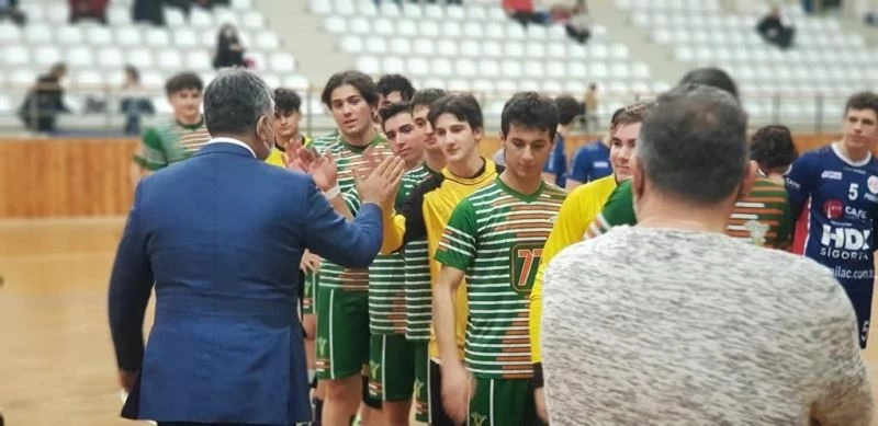 İstanbul’un Hentbol Şampiyonu İTÜ ETA Vakfı Doğa Koleji
