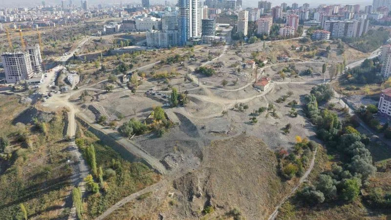Büyükşehir’in yukarı Dikmen Mahallesi’nde atıkla mücadelesi tamamlandı
