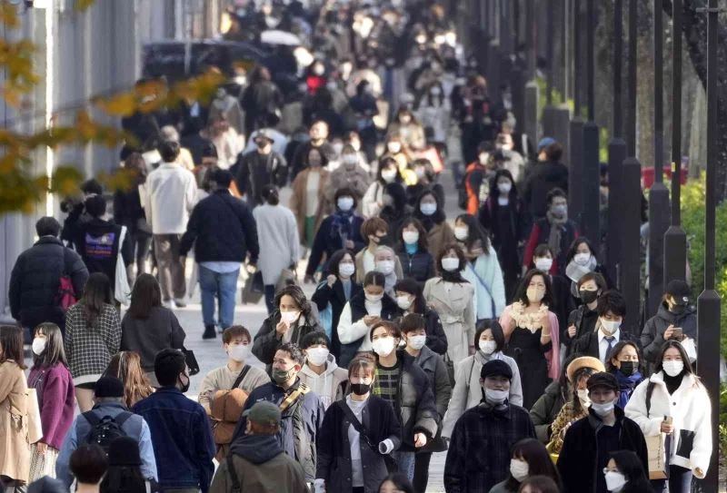 Japon uzmanlardan “Omicron, Delta’dan yaklaşık 4 kat daha bulaşıcı” uyarısı
