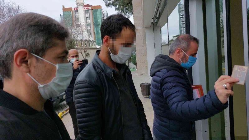 Yaşlı kadının 1 milyon liralık altınlarını dolandıran şahıs tutuklandı
