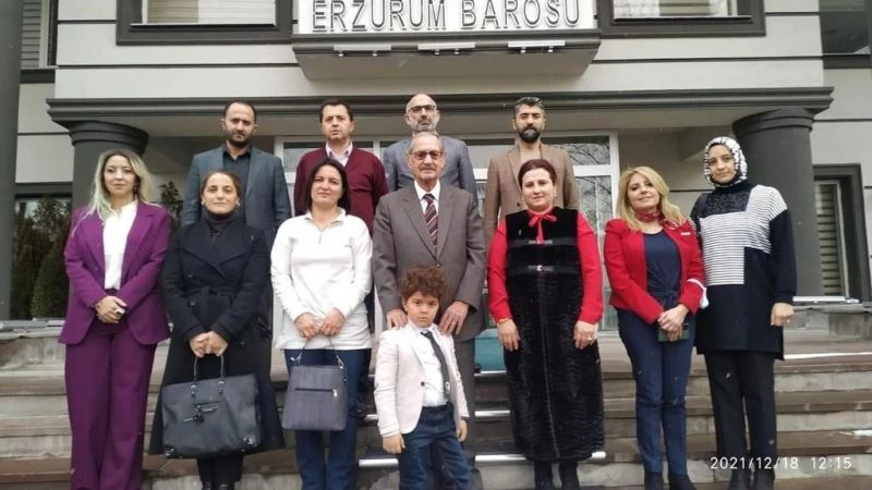 Erzurum Arabulucular Derneği 3. Olağan Kongresinde Çınar, güven tazeledi
