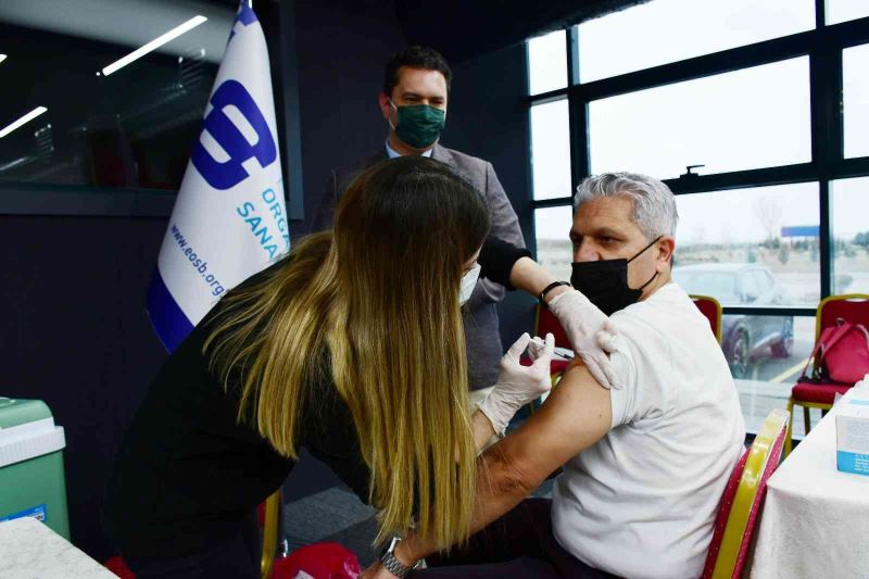 Eskişehir OSB’deki aşı çalışmasına yoğun talep
