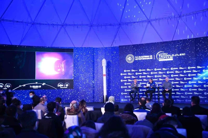 Cumhurbaşkanı Yardımcısı Oktay: “Uzay istasyonuna kadar giden bir yolculuğumuz var”
