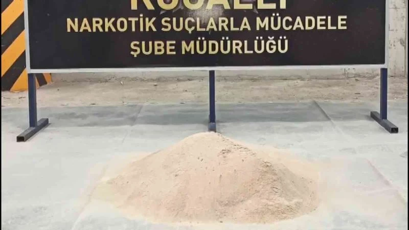 Palet takozlarına zulalanan eroini Millov buldu
