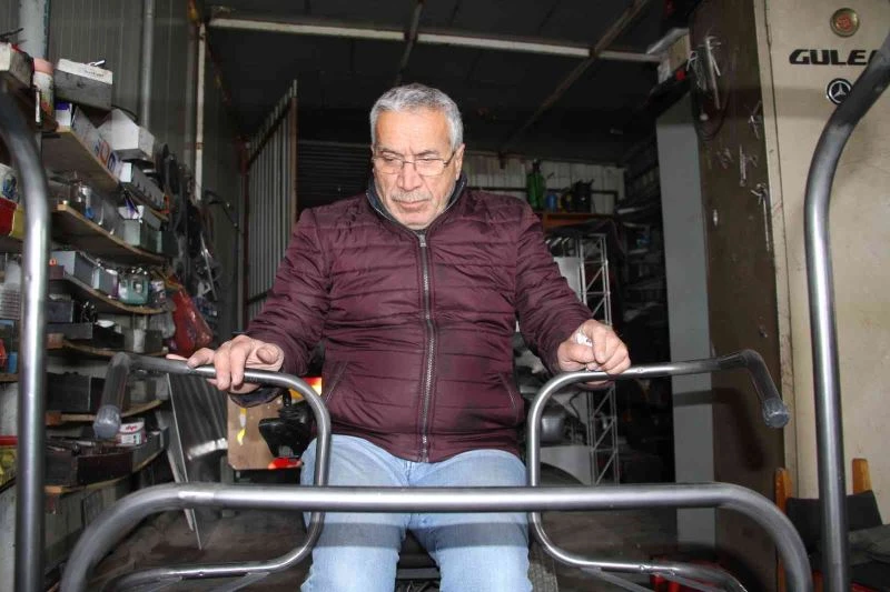 Engelli babası, yaptığı tasarımlarla engellilerin hayatlarını kolaylaştırdı
