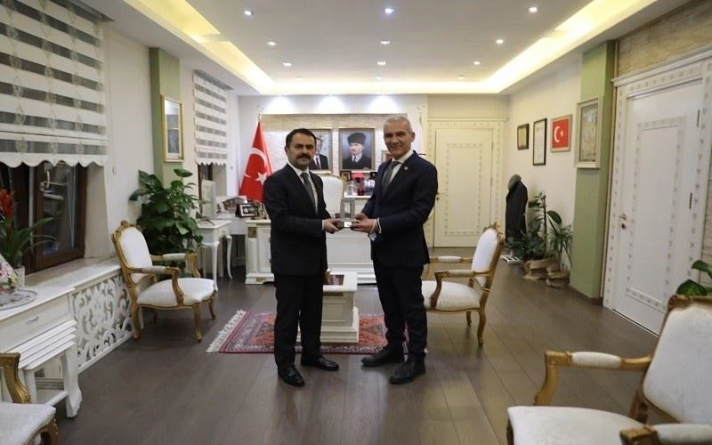 Başkan Altıkulaç’tan Çanakkale Valisi Aktaş’a ziyaret
