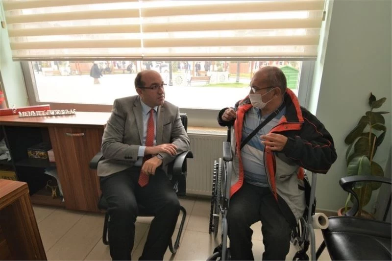 Başkan Çöl engelli bireylere bir araya geldi
