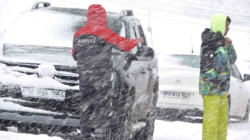 (Özel) Eksi 15 derecede ısınarak görevlerini yapabiliyorlar
