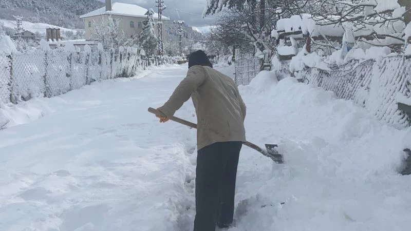 Kar kalınlığı 50 santime ulaştı
