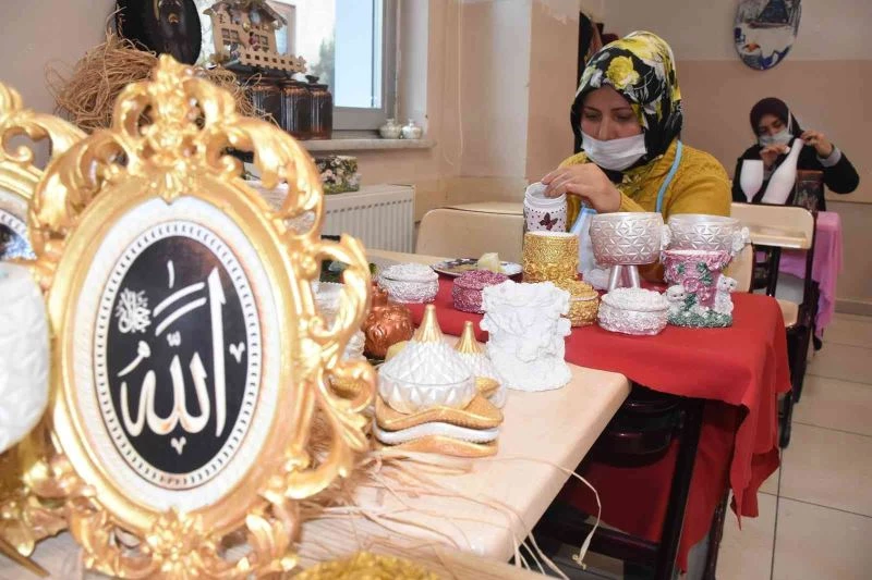 Hem moral depoluyor hem de bütçeye katkı sunuyorlar
