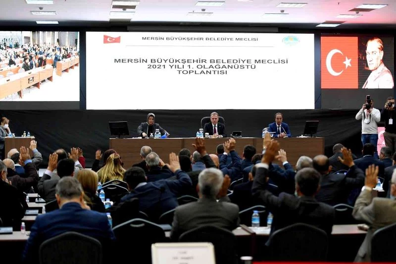 Mahkeme karar verdi, Başkan Seçer borçlanma yetkisi aldı
