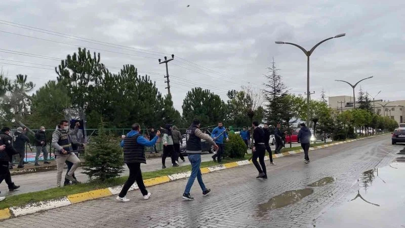 Savaş alanını andıran taraftarların kavgasında ceza yağdı
