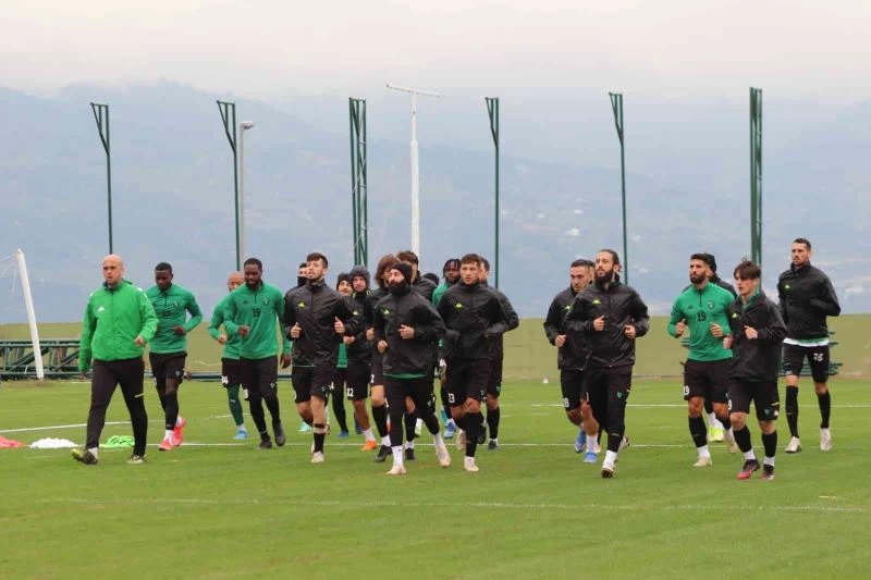 Kocaelispor ilk yarının son maçı için Adana’da
