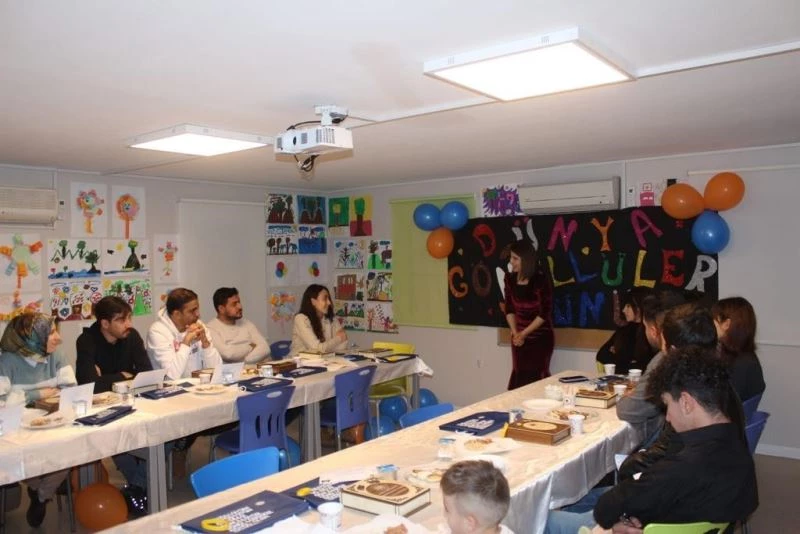 TEGV Van Muradiye Öğrenim Birimi’nde Gönüllüler Günü Kutlaması
