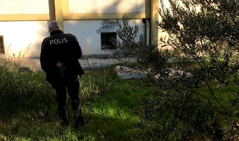 Adana’da 4. kattaki balkondan düşen çocuk tedavi gördüğü hastanede öldü