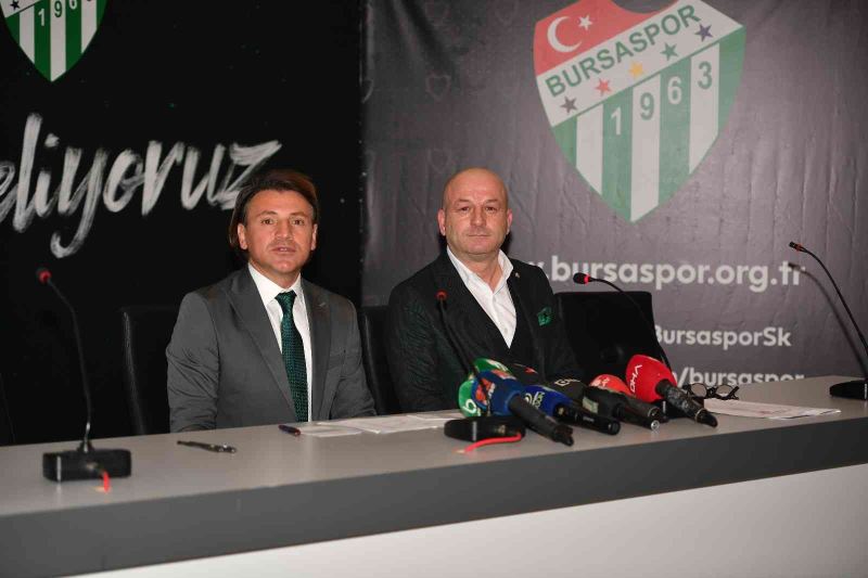 Bursaspor’un yeni teknik direktörü Tamer Tuna imzayı attı
