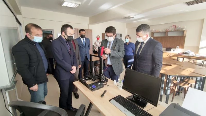 Çemişgezek ilçesinde Tasarım ve Beceri Atölyeleri açıldı
