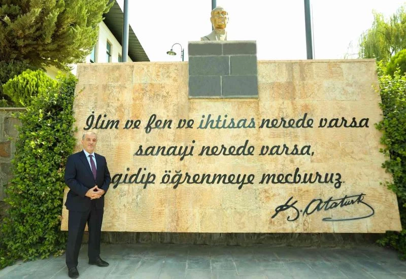 Rektör Prof. Dr. Dereli’den 25 Aralık mesajı
