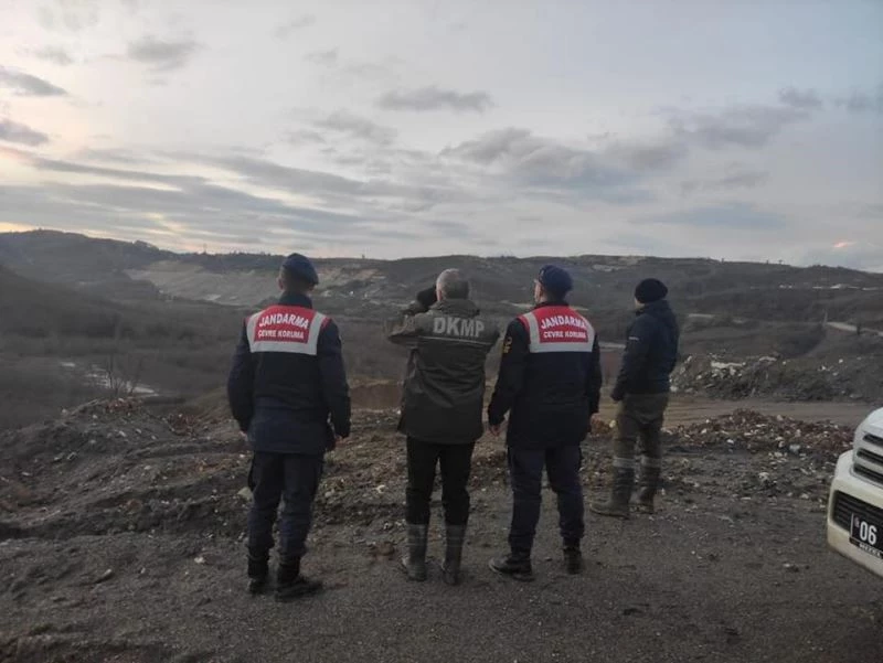 Doğa koruma ekipleri avcıların izinde
