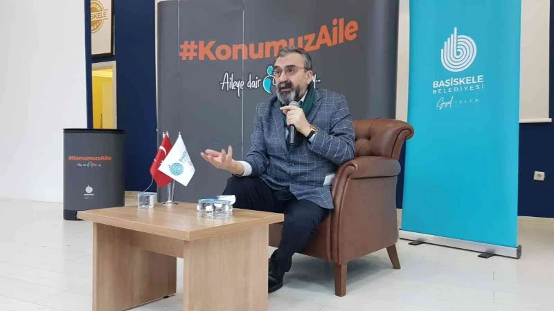 Başiskele’de Senai Demirci söyleşisi
