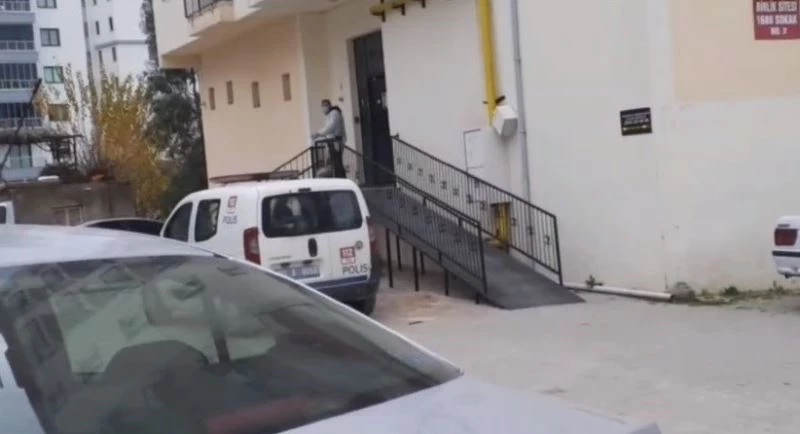 Koku üzerine girilen evinde cesedi bulundu
