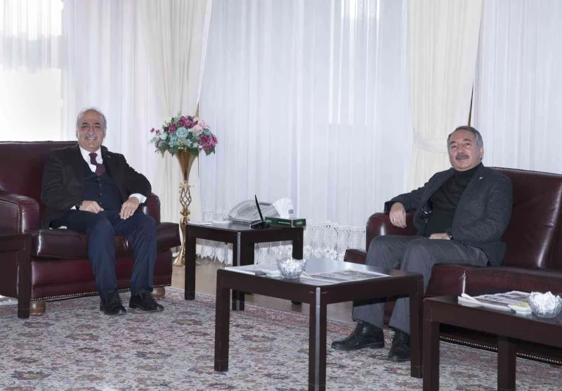 Rektör Çomaklı, mevkidaşı prof. Dr. Abdulhalik Karabulut’u misafir etti
