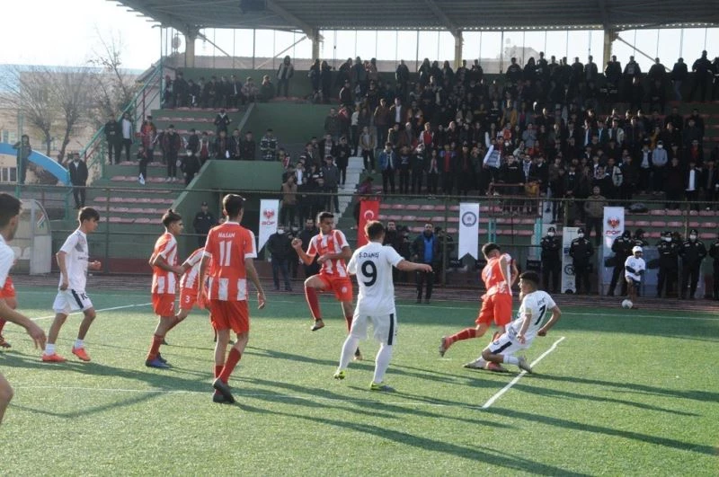 Cizre emniyeti sosyal aktivitelerle çocukları suçtan koruyor
