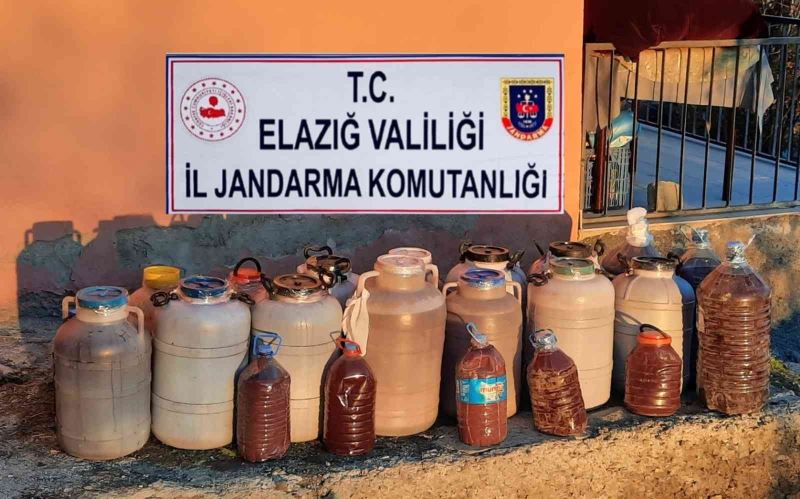 Elazığ’da 395 litre sahte içki ele geçirildi
