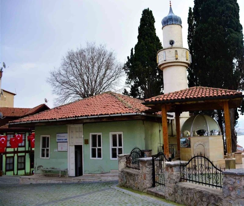 390 yıldır ayakta, sırrı hala çözülemiyor
