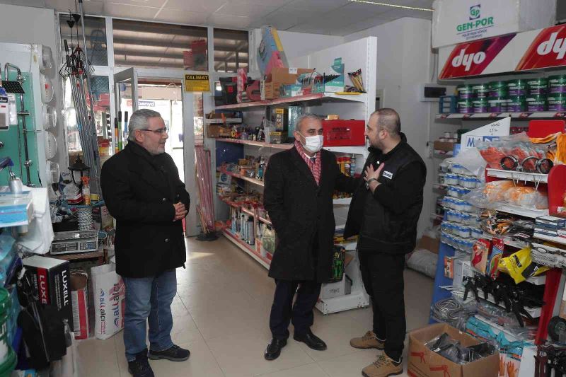 Başkan Işık, Hilal Kent ve Akkent mahallelerindeki esnafları ziyaret etti
