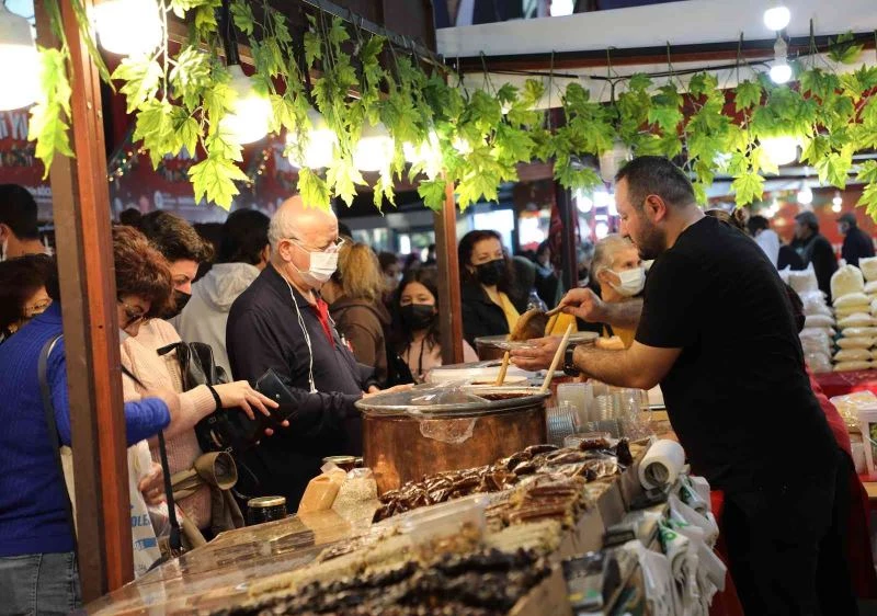 Cam Piramit’te yeni yıl coşkusu
