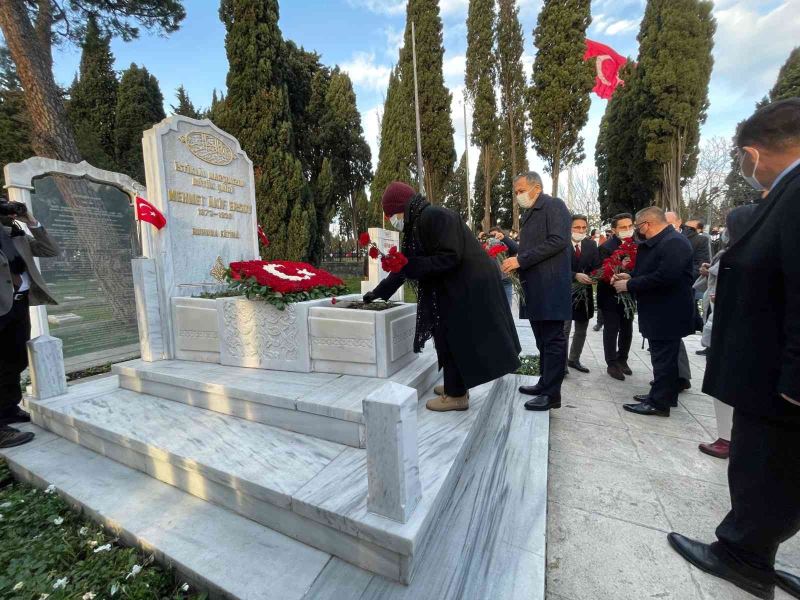Milli Şair Mehmet Akif Ersoy vefatının 85’inci yılında kabri başında anıldı
