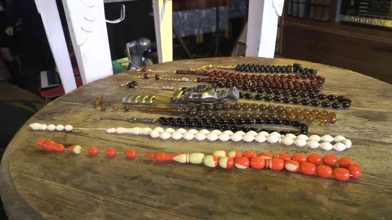 Bodrum Kaymakamı kendisine gelen hediyeleri müzayede de sattırıp, gelirini engelli öğrencilere bağışladı
